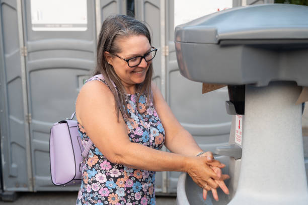 Portable Toilet Options We Offer in Brownsboro, TX
